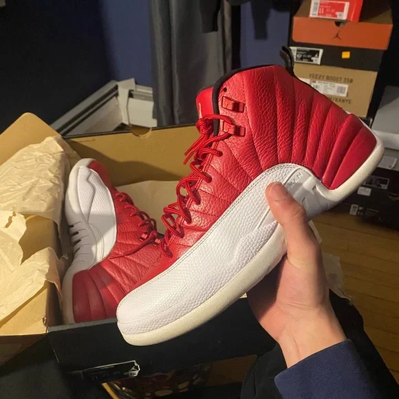 Jordan | Shoes | Air Jordan Gym Red 2s Used But Good  display picture 3